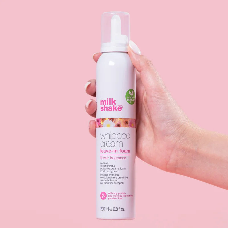 milk_shake Milk Shake Whipped Cream leave-in hydratisierende Pflege für gefärbtes Haar Flower Fragrance 200 ml