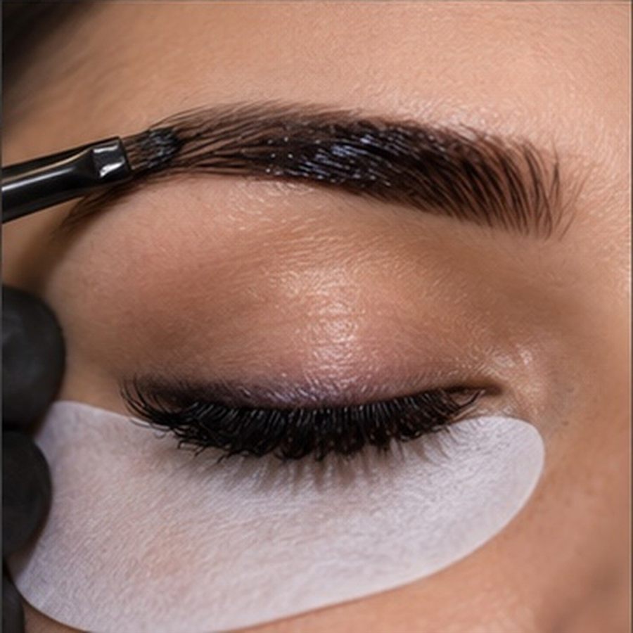 Wimpern & Augenbrauen bei NEXT Hairstyling Düren