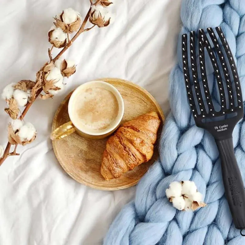 OLIVIA GARDEN FINGERBRUSH COMBO MEDIUM